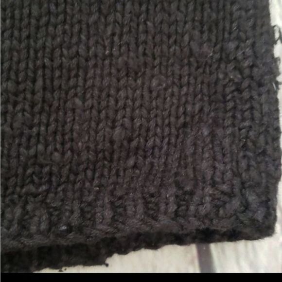 Vintage 90s Cozy Red Black Knit Snowflake Sweater - Picture 8 of 10